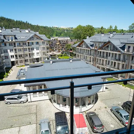 Prestige Stara Polana & *